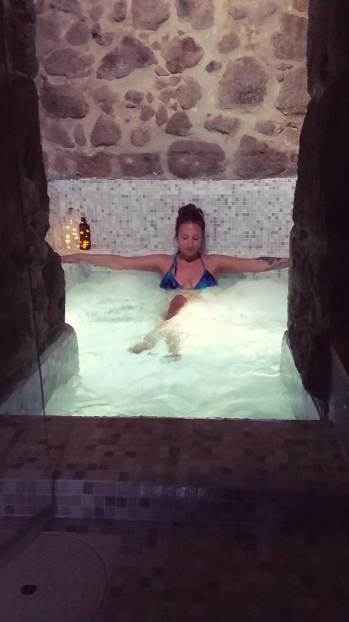 B&B Podere Legnotorto กาสเตลเดลปิอาโน ภายนอก รูปภาพ