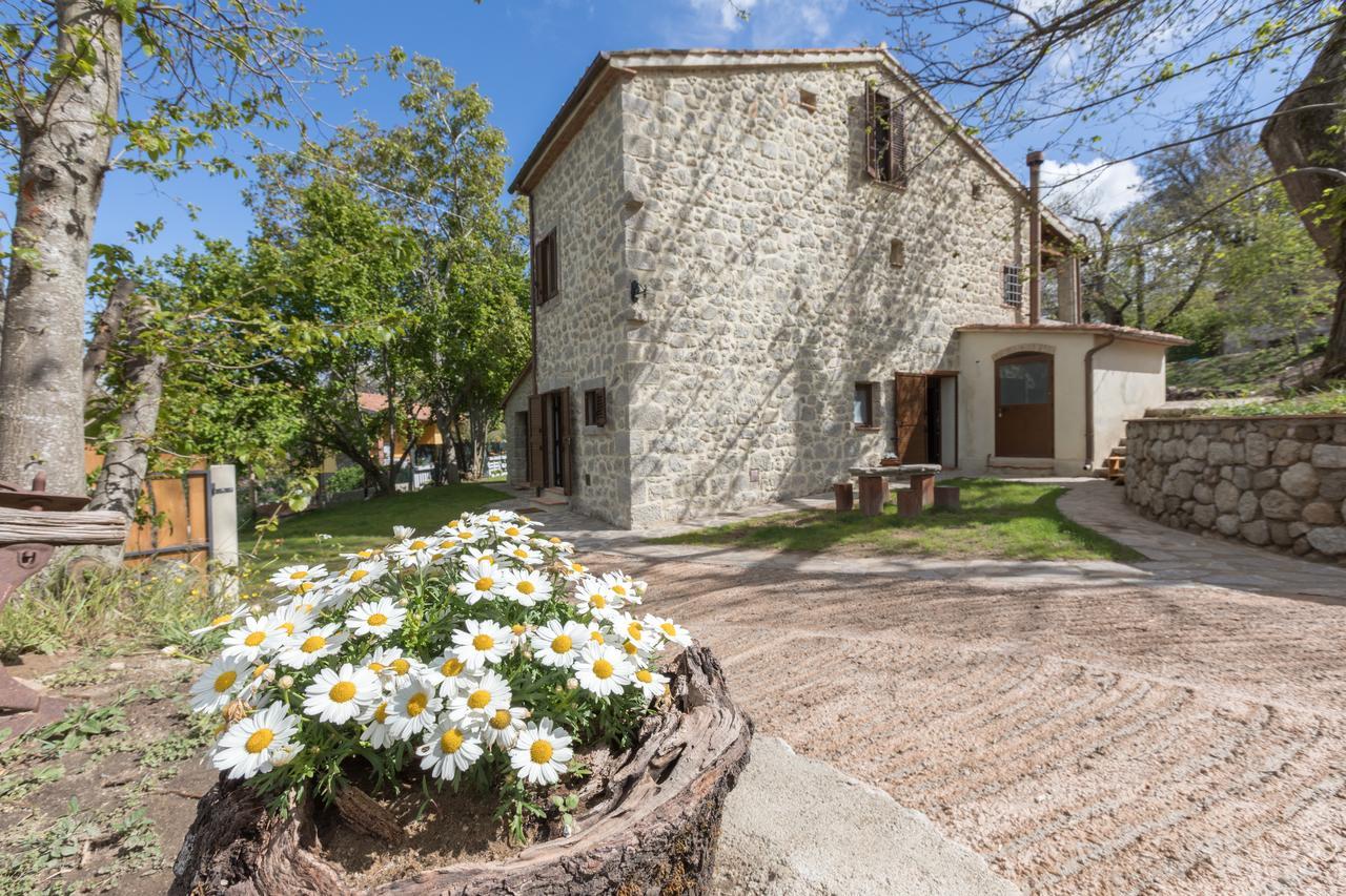 B&B Podere Legnotorto กาสเตลเดลปิอาโน ภายนอก รูปภาพ